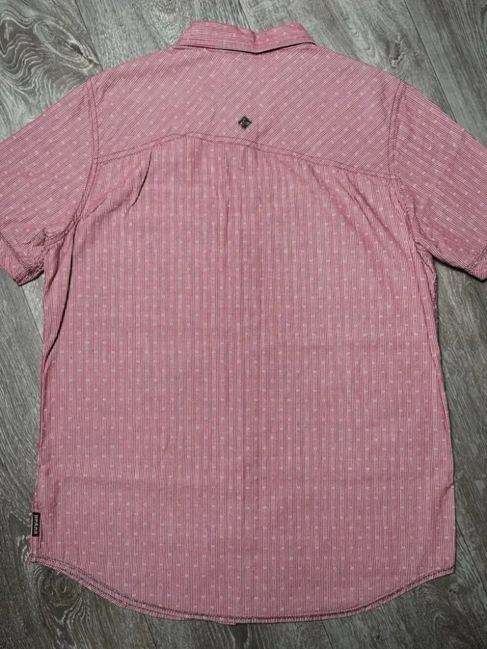 PrAna Red Plaid Button Up Short Sleeve Outdoor Shirt - Men Size Medium
